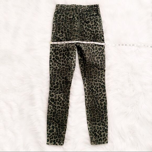 GOOD AMERICAN Good Waist Crop Skinny Jeans! - Picture 7 of 8